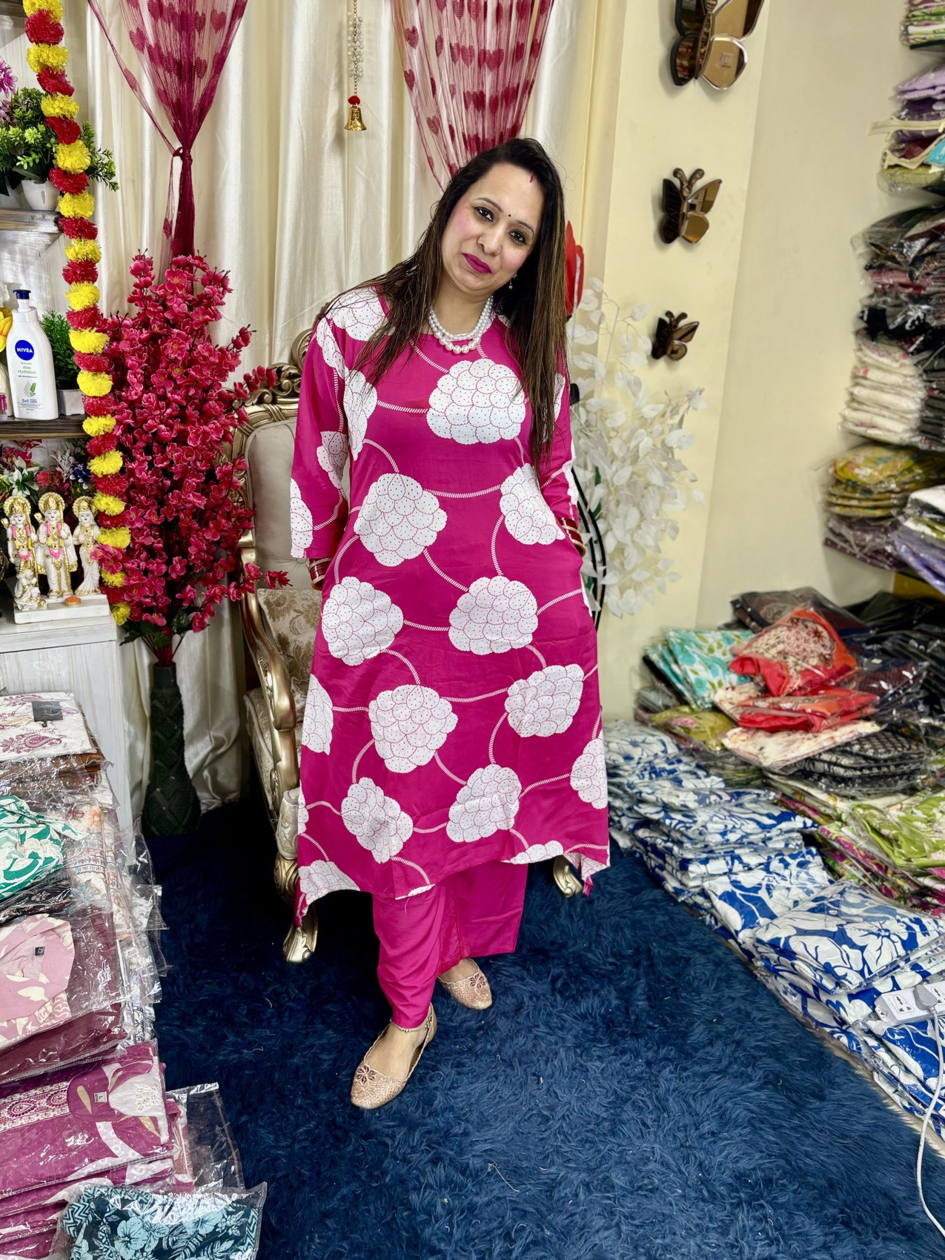 Pink 699 A line apple cut
